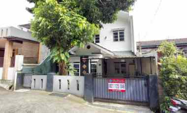dijual rumah komplek cihanjuang