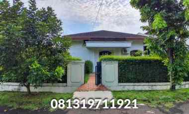 Dijual Rumah Hook di Lingkungan Elite Jakarta Selatan Cinere Estate