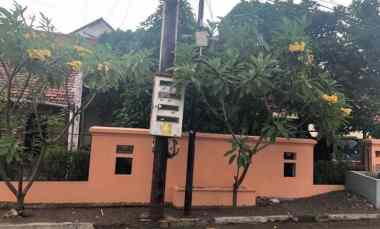 dijual rumah komplek cipinang baru