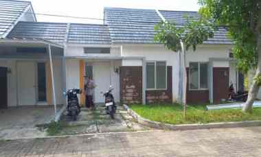 dijual rumah komplek citraland cluster davida