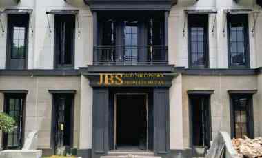 dijual rumah komplek citraland gama