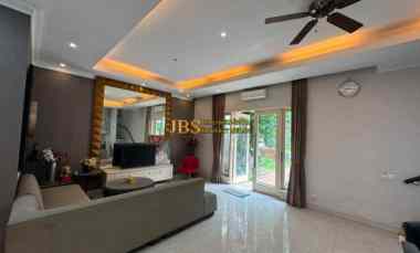 dijual rumah komplek citraland gama
