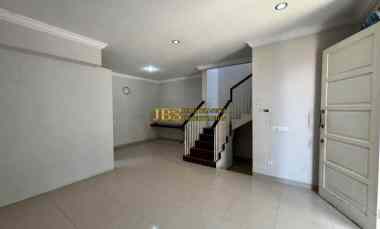 Rumah 2 Tingkat Dijual di Komplek Citraland Gama City Cluster Pasadena
