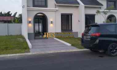 dijual rumah komplek citraland tanjung