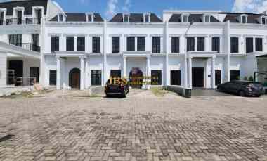 dijual rumah komplek cityview estate