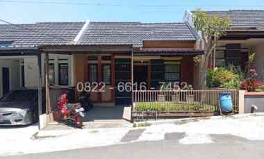 dijual rumah komplek ciwaruga