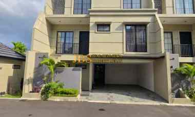 dijual rumah komplek damansara private