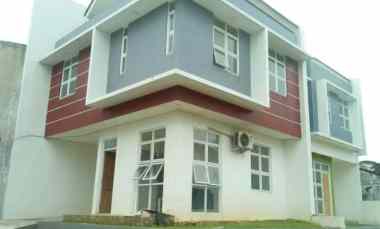 dijual rumah komplek deplu