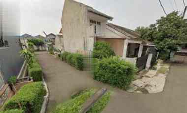 dijual rumah komplek di serua
