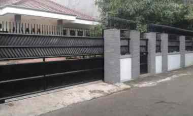 Rumah Kokoh Turun Harga Komplek Elit Diskum Ad, Cipinang Muara