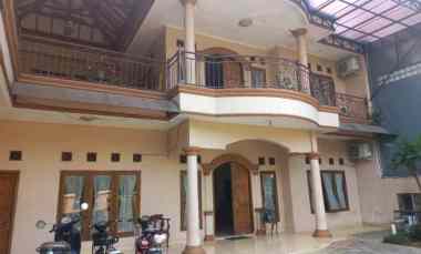 dijual rumah komplek elit billymoon