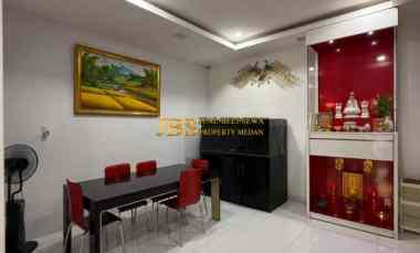 Dijual Cepat Rumah 2,5 Tingkat di Komplek Evergreen Jalan Amal