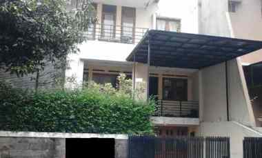 Rumah Komplek Fajar Raya Cihanjuang dekat Kecamatan Cimahi Utara