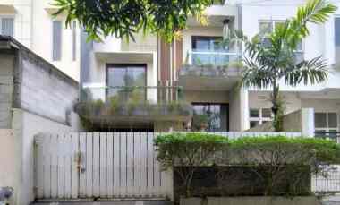 dijual rumah komplek gading cipta