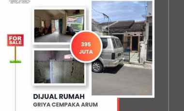dijual rumah komplek griya cempaka arum