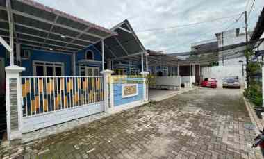 dijual rumah komplek griya manhattan