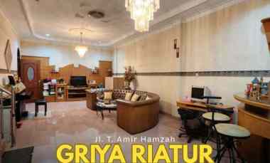 dijual rumah komplek griya riatur jalan