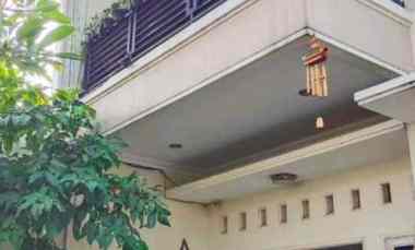 dijual rumah komplek hankam