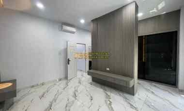 dijual rumah komplek icon estate jalan