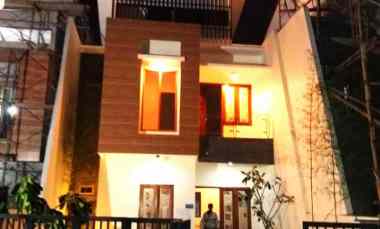 Rumah Siap Huni 2 Lantai di Cibubur dekat LRT dan Tol Cibubur Junction