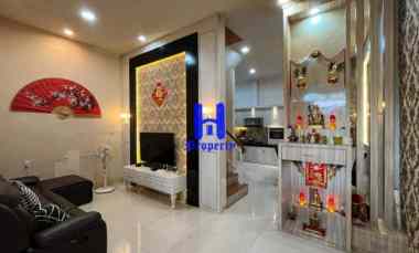 dijual rumah komplek krakatau palace 1