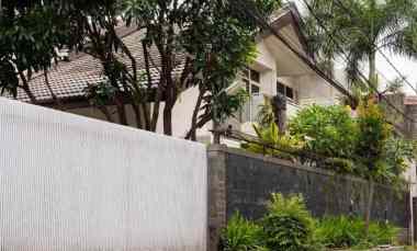 Rumah Murah Harga Dibawah NJOP Semi Furnished dalam Komplek Kurdi