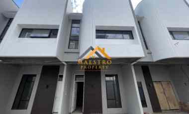 dijual rumah komplek madio regency