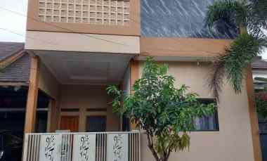 dijual rumah komplek matahari cigado
