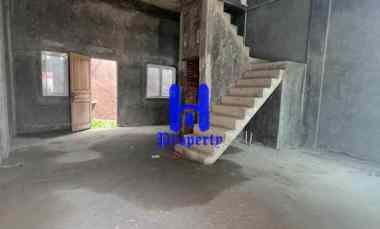 dijual rumah komplek mentari somerset