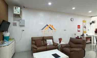 dijual rumah komplek mutiara palace