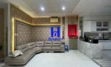 dijual rumah komplek mutiara residence