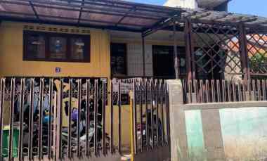 Rumah Lama Terawat Komplek Pasir Layung Padasuka Cimuncang Bandung