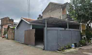 dijual rumah komplek permata biru