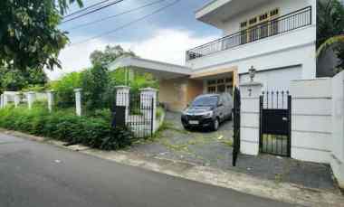 dijual rumah komplek pesanggrahan