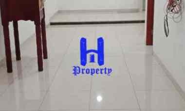 dijual rumah komplek platina asri
