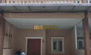 dijual rumah komplek platina asri