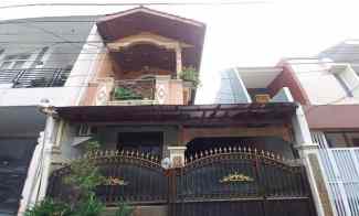 Rumah Aduhai Pasti Suka Murah Loh di Komplek Pondok Bambu Duren Sawit