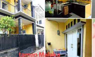 dijual rumah komplek pondok kelapa