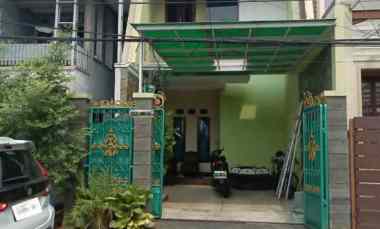 dijual rumah komplek pondok kelapa