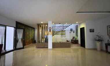 dijual rumah komplek royal sumatera