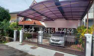 dijual rumah komplek sariwangi