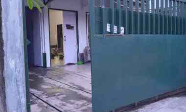 dijual rumah komplek sariwangi