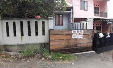 gambar dijual rumah komplek sariwangi kel