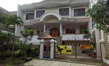 dijual rumah komplek setraduta bandung