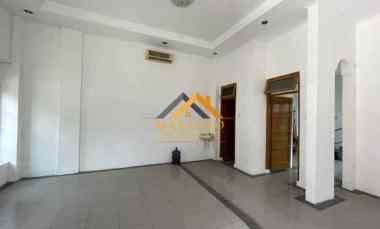 dijual rumah komplek taman kyoto jalan