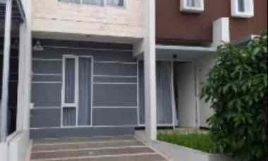 dijual rumah kopo