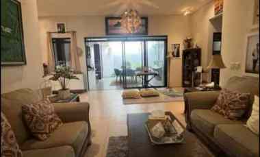 dijual rumah kota baru parahyangan