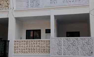 dijual rumah kota harapan indah bekasi