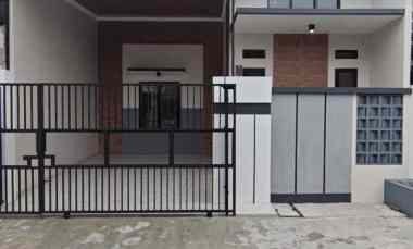 dijual rumah kota harapan indah bekasi