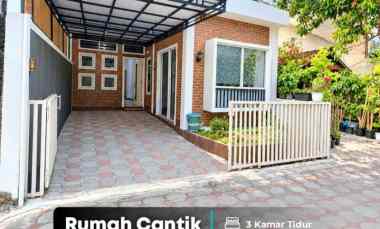 Rumah Cantik di Rejowinangun Kota Jogja 500 meter Gembira Loka Zoo